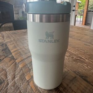 Stanley Light Gray Lid